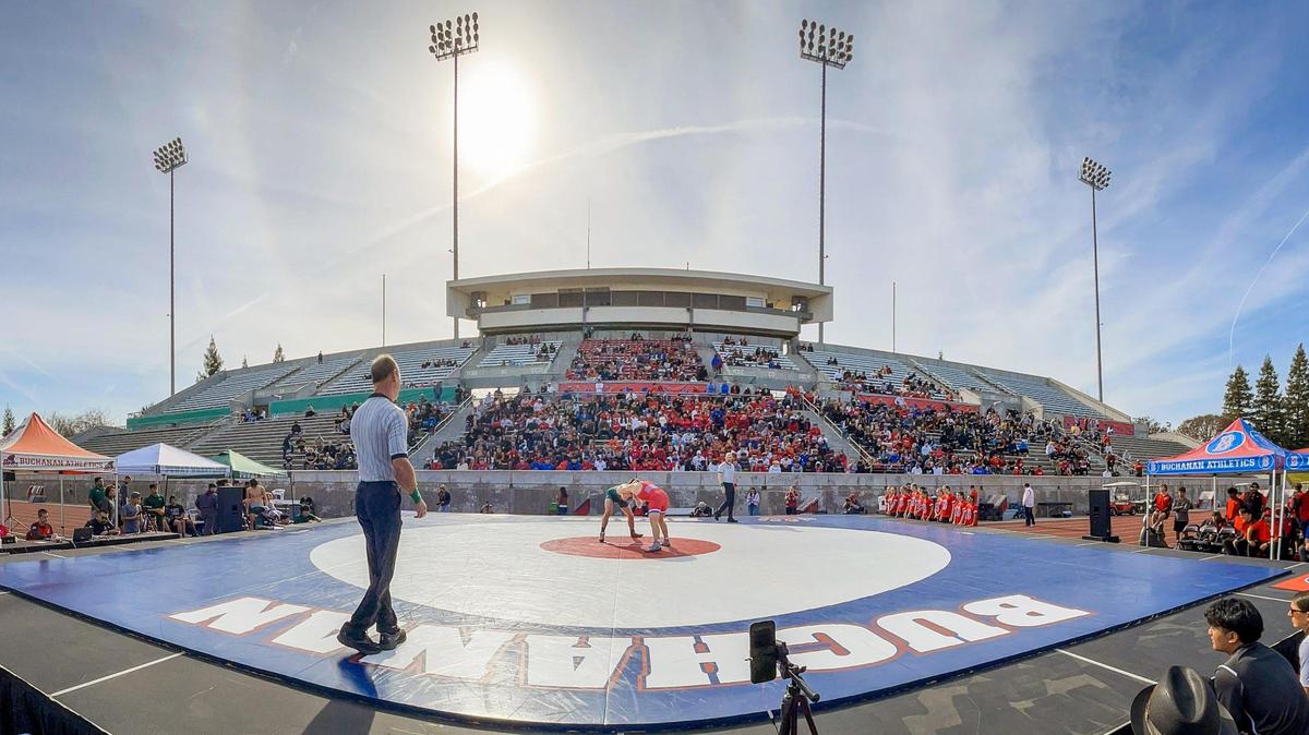 In a file photo, Buchanan took on Poway at Veterans Memorial Stadium in Clovis in 2022. The teams met again on Saturday, Jan. 28, 2023 in Southern California.