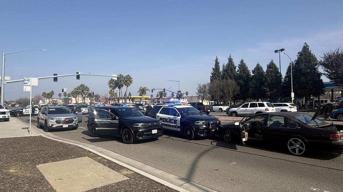 A shooting led to a pursuit in Clovis that ended at Willow and Nees avenues on Thursday, Jan. 29, 2026.