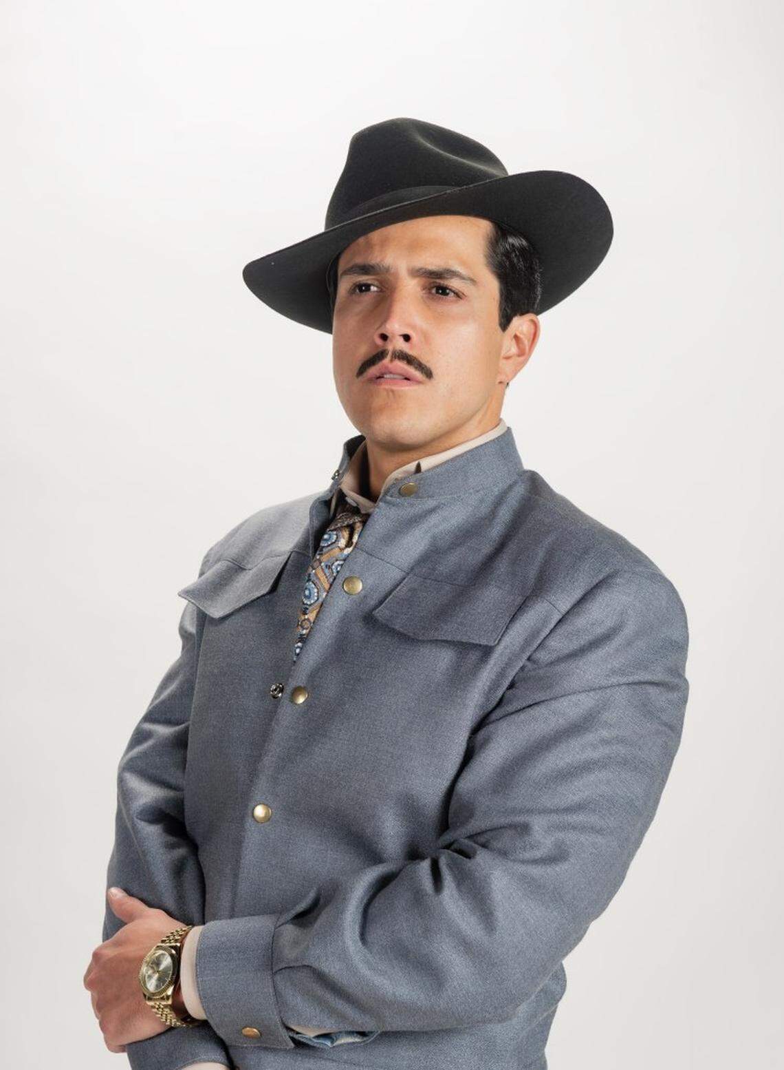 Mario Morán es Pedro Infante en la nueva bioserie ‘Se Llamaba Pedro Infante’ por Vix Plus.