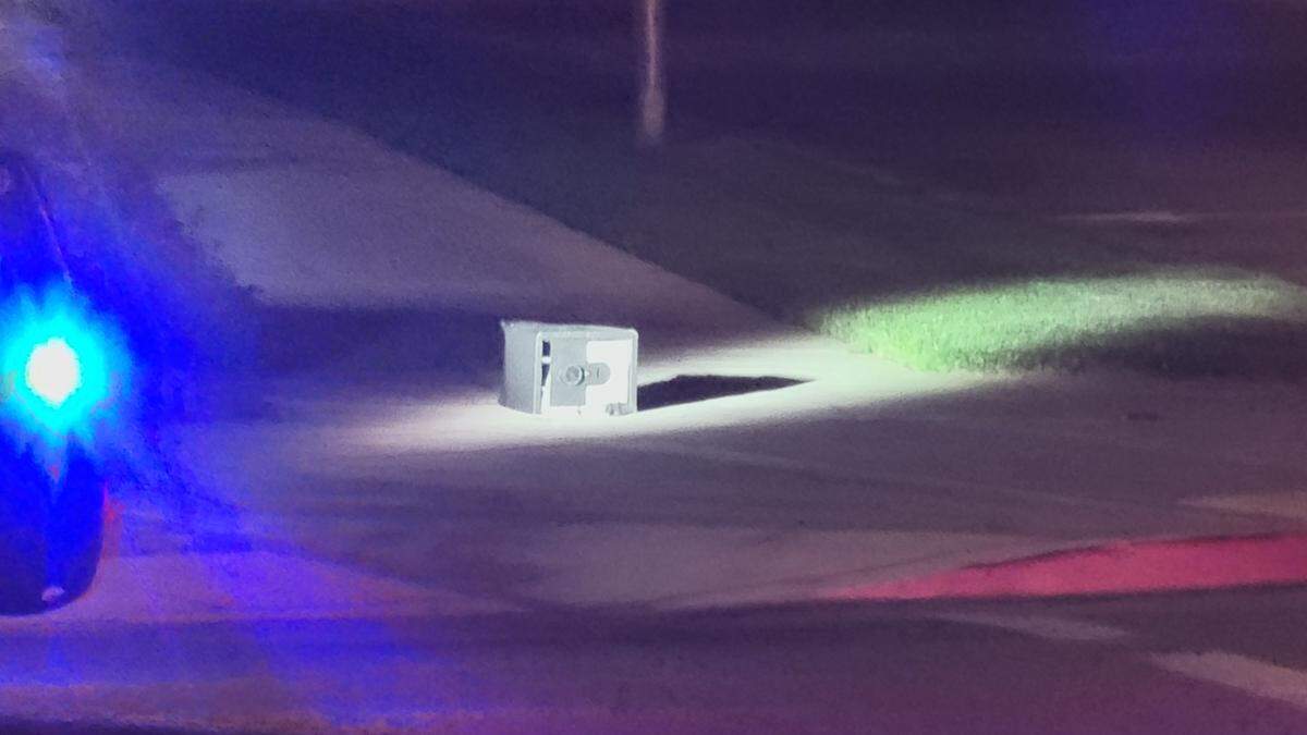 The suspicious box that Clovis Police Bomb squad detonated on Monday evening, April 25 turned out to be a safe, police said.