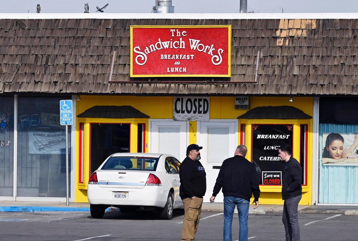 The Sandwich Works on Ashlan Ave. near Fresno Street has closed. Photographed Thursday, Jan. 2, 2025 in Fresno.