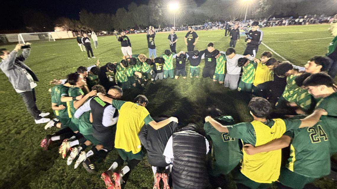 Roosevelt High boys ends drought, plus El Diamante and Fresno Christian girls win