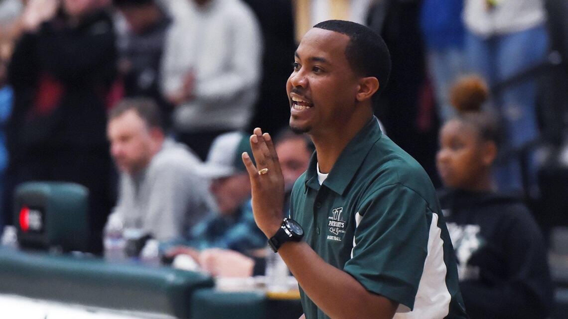 High school boys basketball playoffs: Latest results from around the Central Section