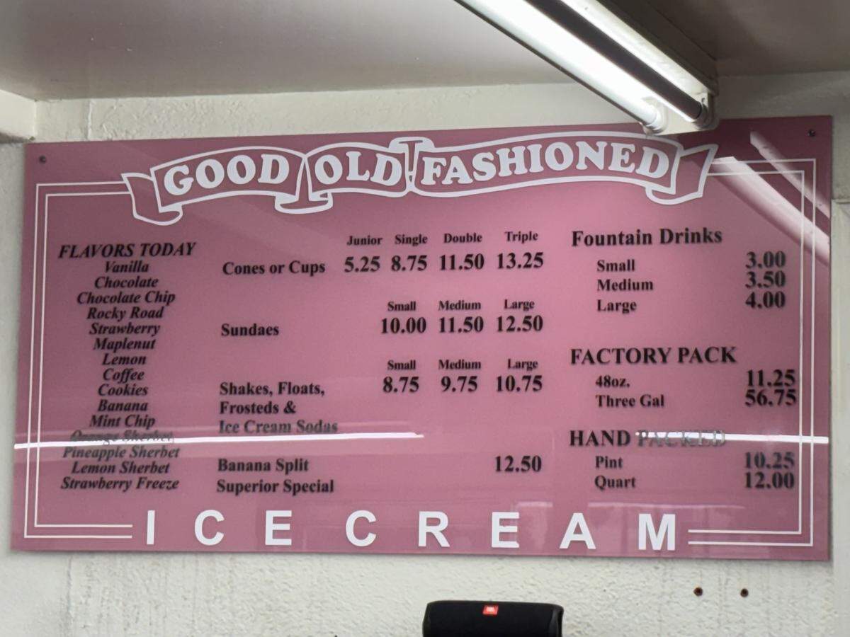 Superior Dairy, la querida heladería del Valle Central desde 1929, está renovando su imagen. Esta popular heladería, que lleva casi 100 años en Hanford, cerró temporalmente sus puertas el 13 de abril para realizar importantes reformas.