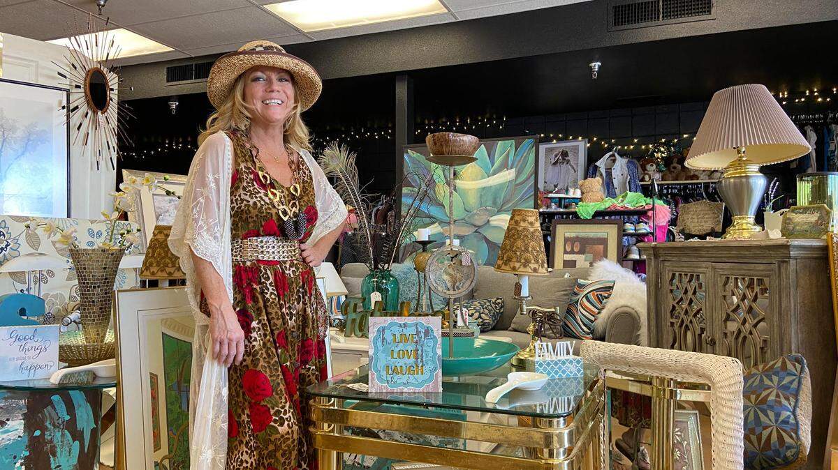 Janet “J.D.” Vilhauer opened JD’s Boutique & Thrift on Blackstone Avenue, selling discount furniture, clothing and home decor. The shop also sells holiday items for holidays year round.