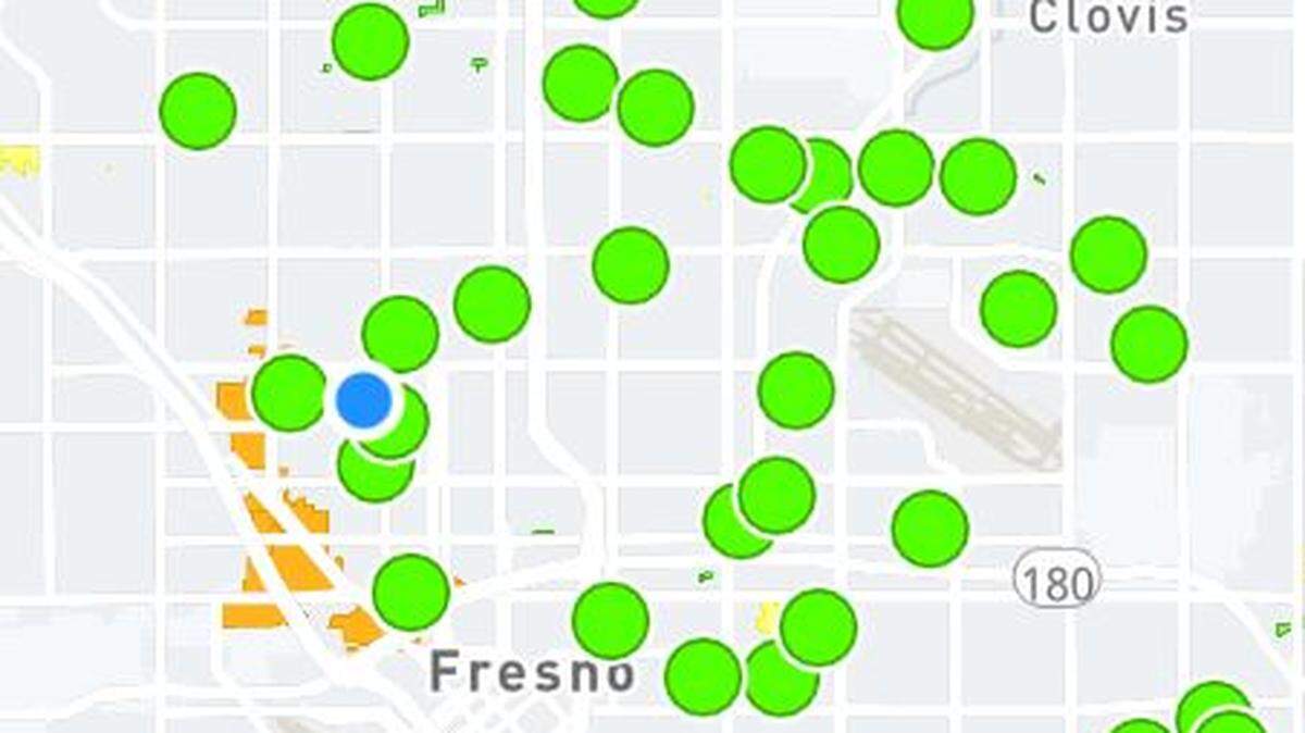 Numerous power outages were reported in the Fresno-Clovis area in the aftermath of high storm winds Saturday night.