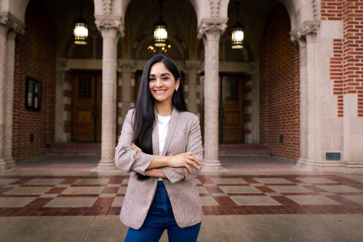 Ariana Martinez Lott, a consultant and community activist, intends to run for Fresno City Council District 7 in the 2026 primary election.