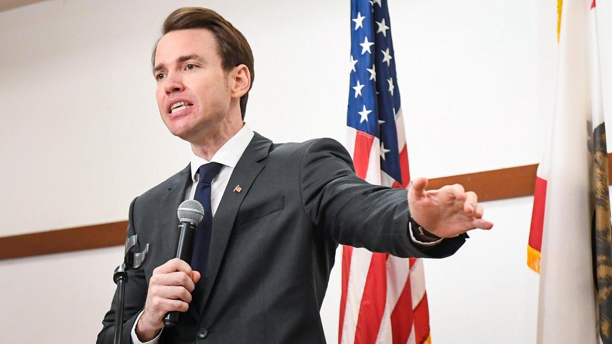 California Assemblyman Kevin Kiley, a Republican gubernatorial candidate, speaks at the Clovis Senior Activities Center on Saturday, Aug. 7, 2021. Kiley outlined his water plan, pushed for a full reopening of California businesses and schools, and pushed for the recall of Governor Gavin Newsom in a special election on Sept. 14.