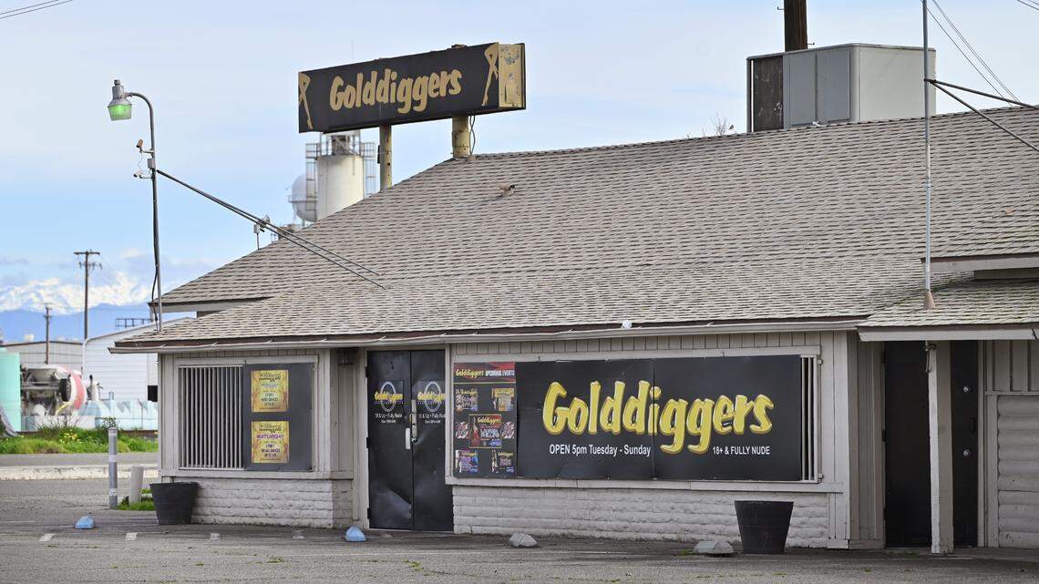 Golddiggers Gentlemens Club, located on Golden State Blvd., photographed Monday, Jan. 5, 2026 south of Fresno.