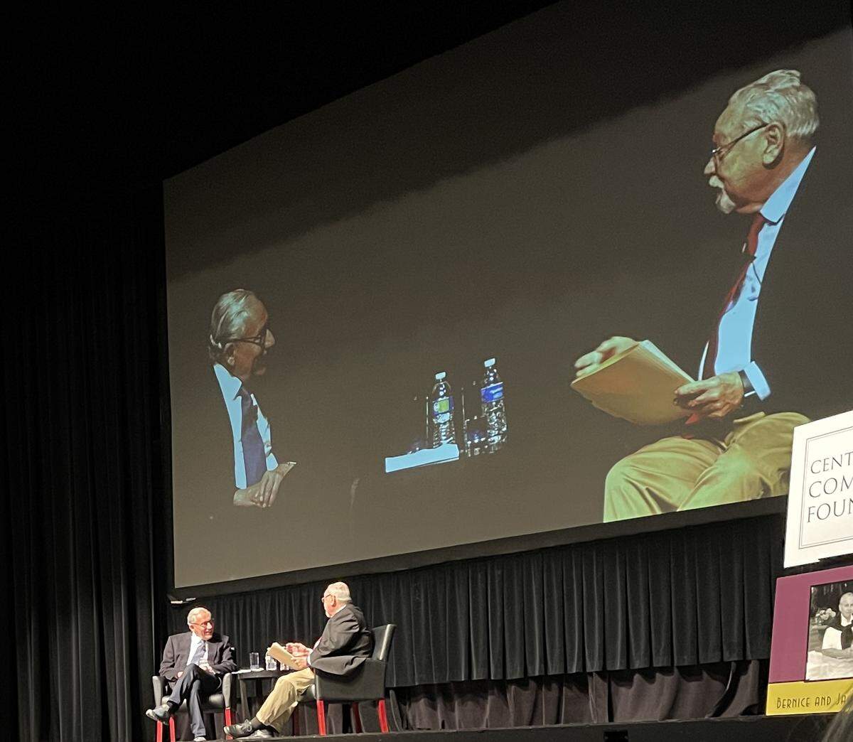 Jim Boren, former executive editor of the Fresno Bee and current executive director of the Institute for Media and Public Trust at Fresno State, interviews Bob Woodward during the San Joaquin Valley Town Hall on Wednesday, March 29, 2023.