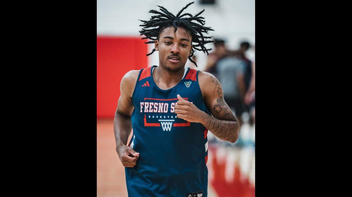 Fresno State’s newest player Zaon Collins could be a big contributor for the Bulldogs this season under first-year coach Vance Walberg. However, Collins has a checkered past, having been involved in a vehicle crash that killed a 52-year-old man in December 2020 in his hometown of Las Vegas. Collins pled guilty and received sentencing of 90 days in jail as part of an agreement reached in July 2023 that reduced charges to a misdemeanor vehicular manslaughter and felony reckless driving.