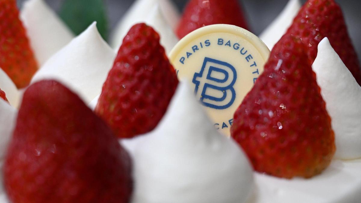 A strawberry-topped cake is seen, one of many specialty cakes available at Paris Baguette, which holds its soft opening Saturday, March 22 in Fresno’s Villaggio Shopping Center.