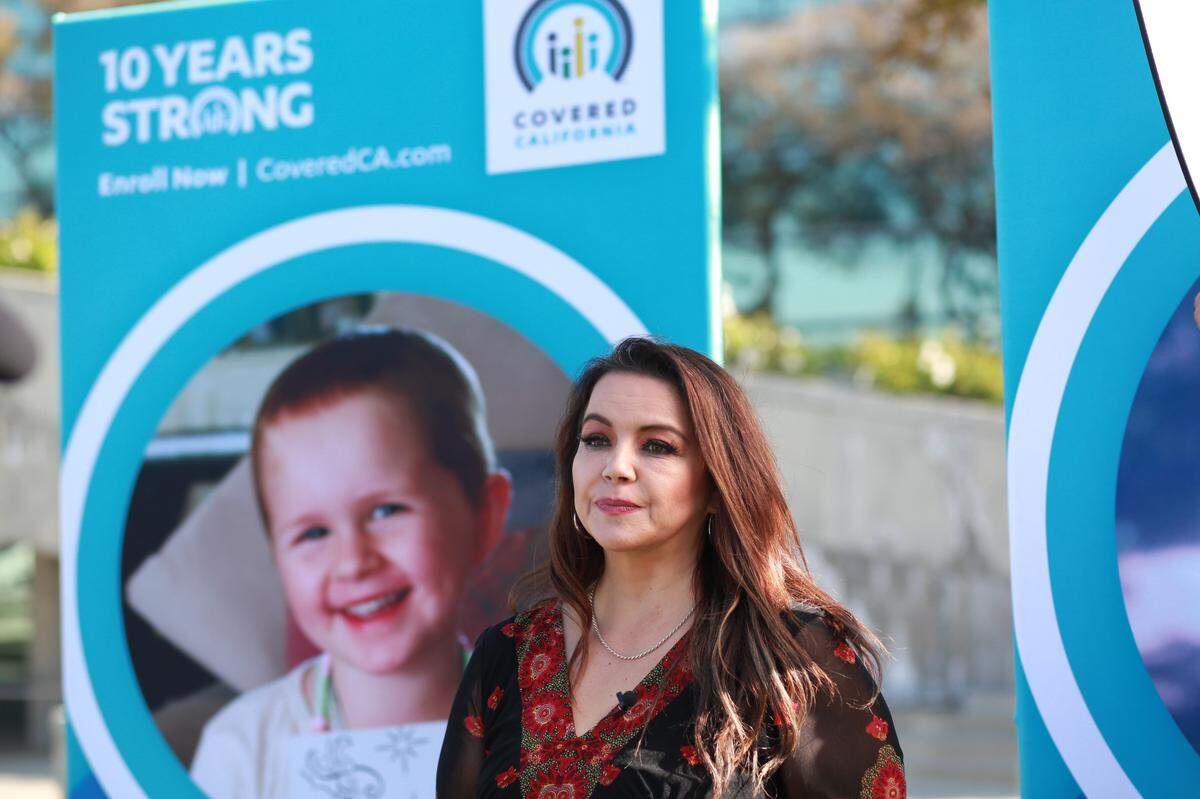 Vida en el Valle tuvo la oportunidad de platicar con la portavoz de Covered California Patricia Izquierdo sobre los seguros médicos que los latinos se pueden inscribir en Covered California. Izquierdo durante un evento de Covered California en Fresno el 16 de noviembre del 2022.