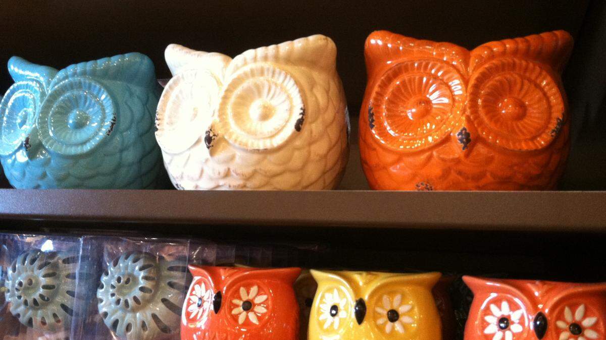 Home decor store Kirkland’s recently opened its first store in Clovis, at the Clovis Crossing Regional Shopping Center at Clovis and Herndon avenues. Owl cookie jars Photo by Bethany Clough The Fresno Bee
