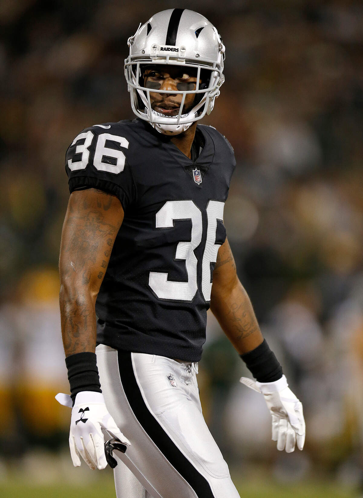 Oakland Raiders cornerback Dominique Rodgers-Cromartie lines up against the Green Bay Packers during Friday’s preseason game.