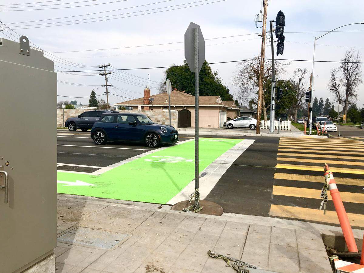 A new crosswalk, bike lanes and upcoming traffic light on Barstow Avenue at Bond Street aim to improve pedestrian safety near Hoover High in northeast Fresno.