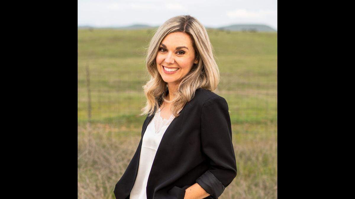 ‘Clovis does not need a change in culture.’ Author wants to succeed husband on school board