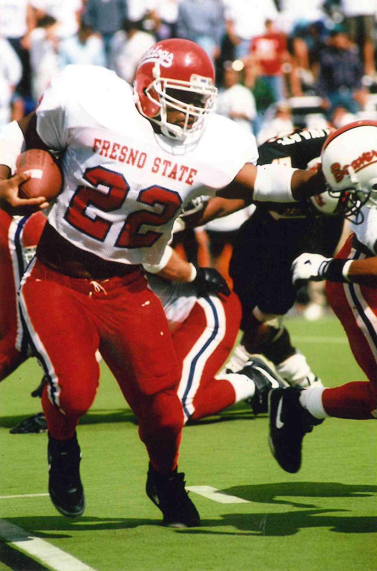 Former Fresno State running back Lorenzo Neal will have his No. 22 jersey retired by the university. Neal will be the eighth football player in school history to have his name and number on the facade of the press box at Bulldog Stadium.
