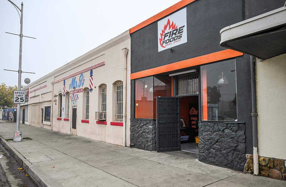 Fire Foods meal prep was recently opened by Enedina Neves in Fresno’s Chinatown and offers pre-packaged, low-calorie, high-protein meals made fresh in town and available for pickup or delivery. 
