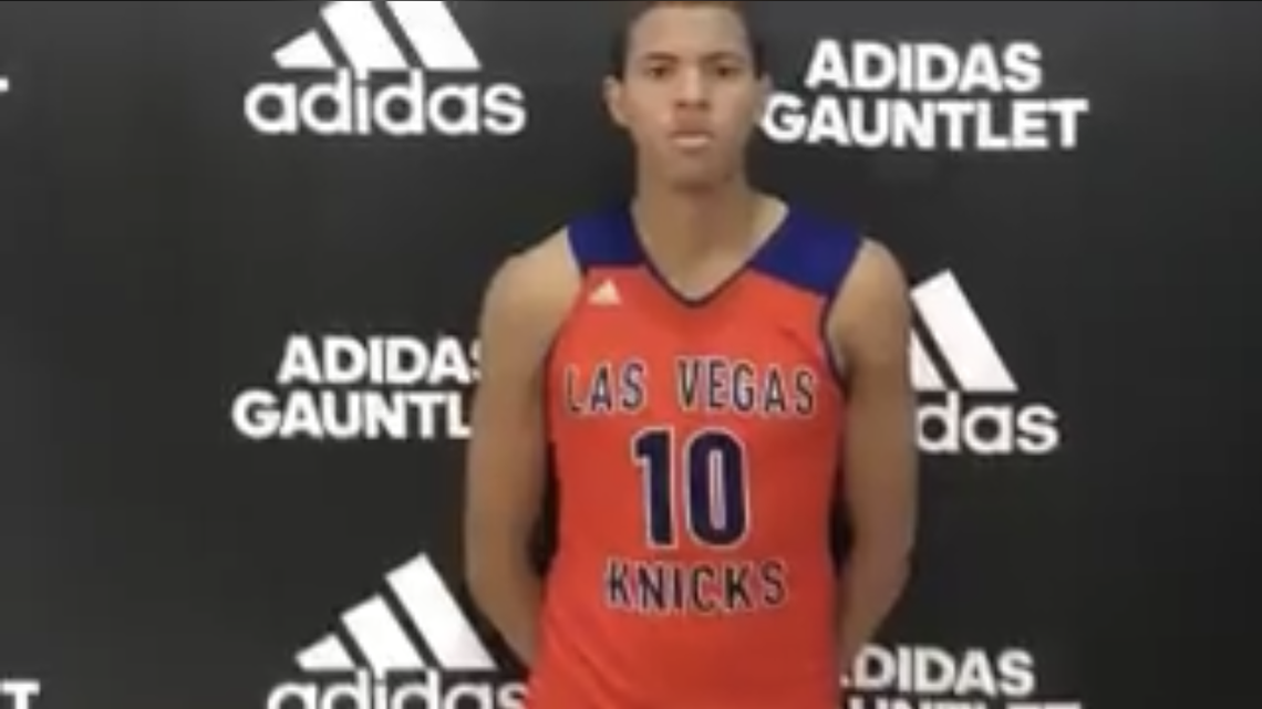 Fresno State coach Justin Hutson has landed a commitment from 6-9 Orlando Robinson from the Middlebrooks Academy in Los Angeles, a 3-star prospect who can play multiple positions for the Bulldogs.