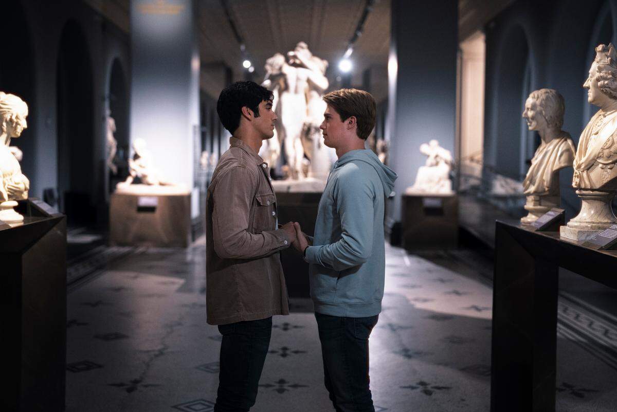 Taylor Zakhar Pérez as Alex Claremont-Diaz and Nicholas Galitzine as Prince Henry in Prime Videos Red, White & Royal Blue.