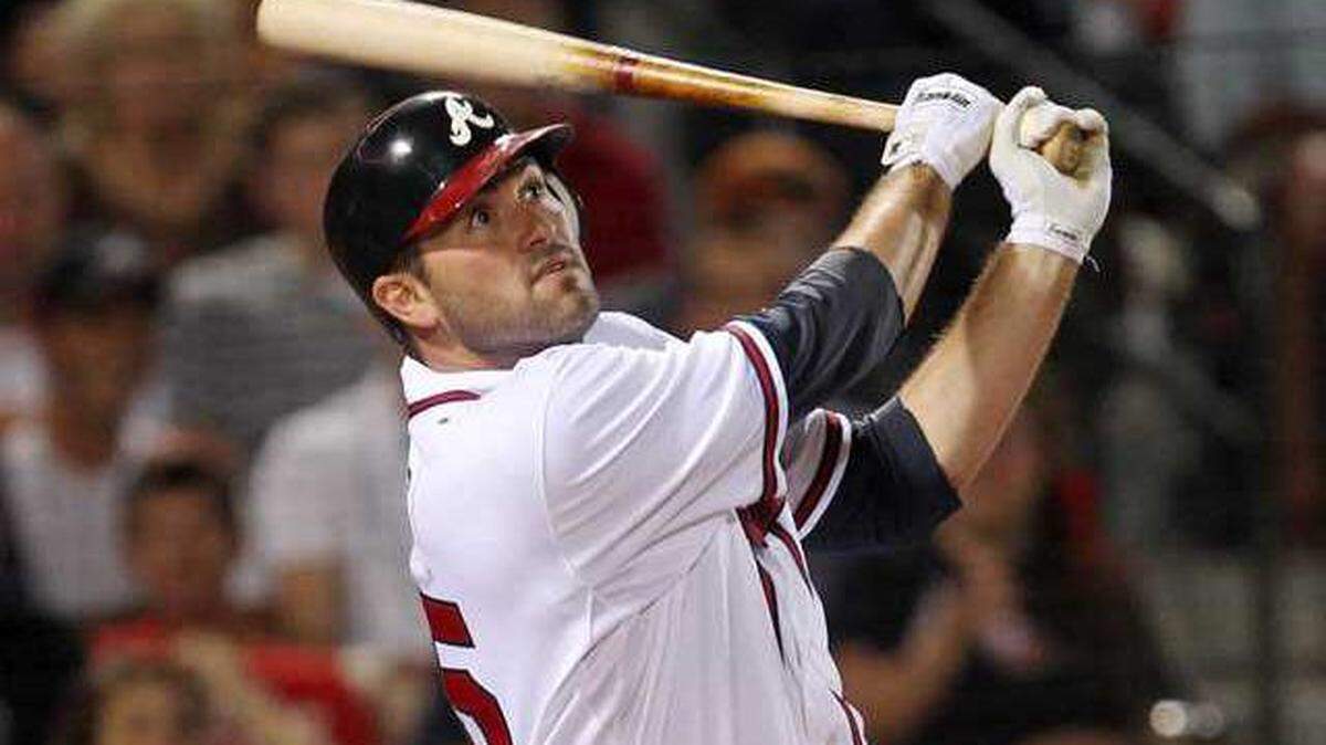 Former Major League Baseball All-Star Troy Glaus has been hired to be the next baseball coach at Buchanan High School in Clovis, California.