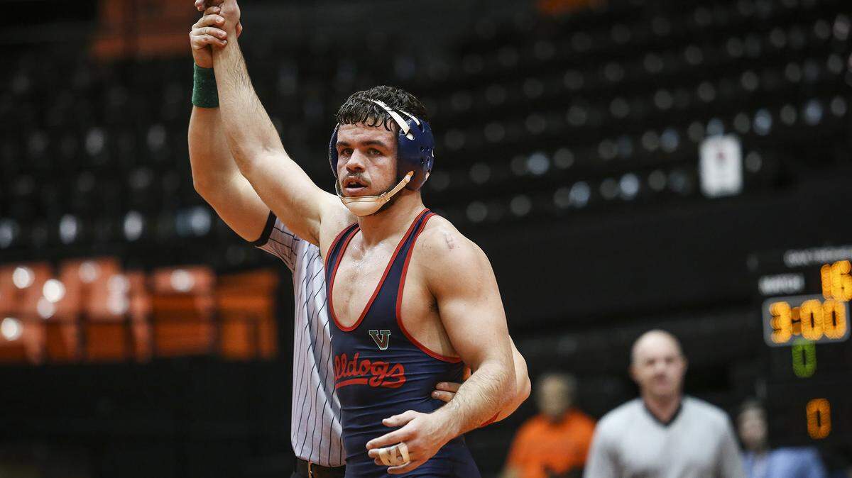 Former Fresno State wrestler Isaiah Hokit recently signed with Bellator.