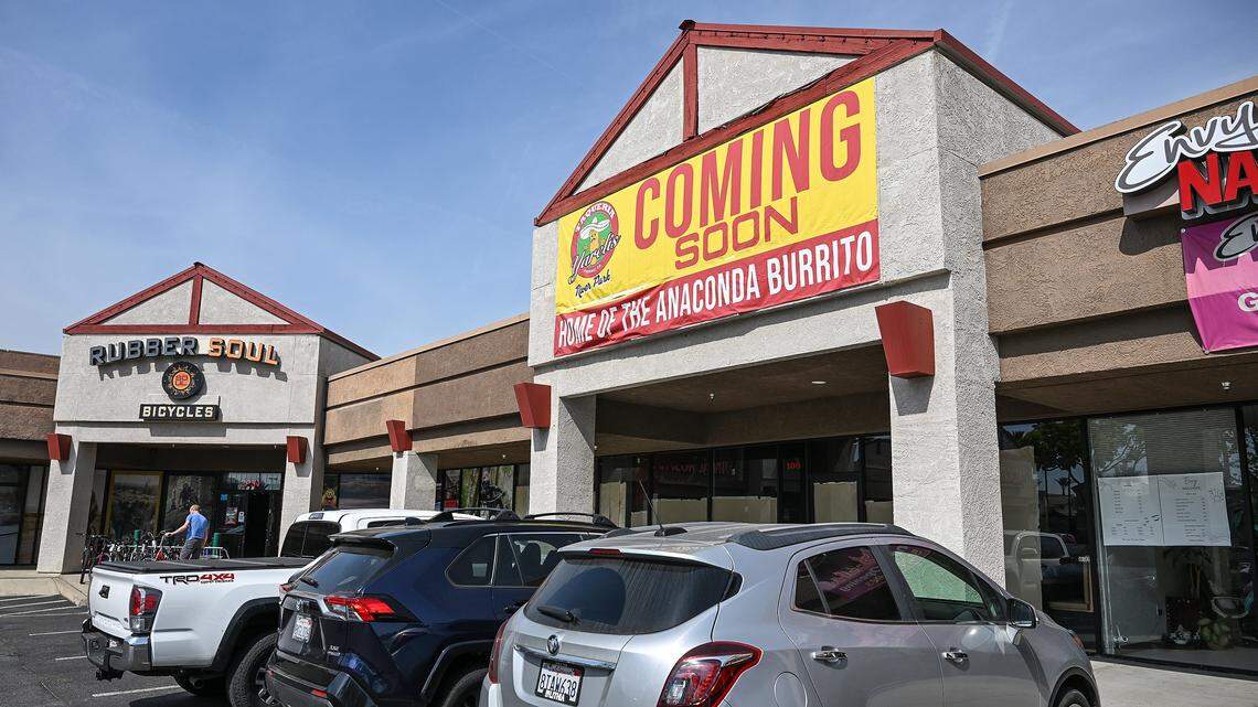 Taqueria Yarelis has a new location at Blackstone and Nees avenues.