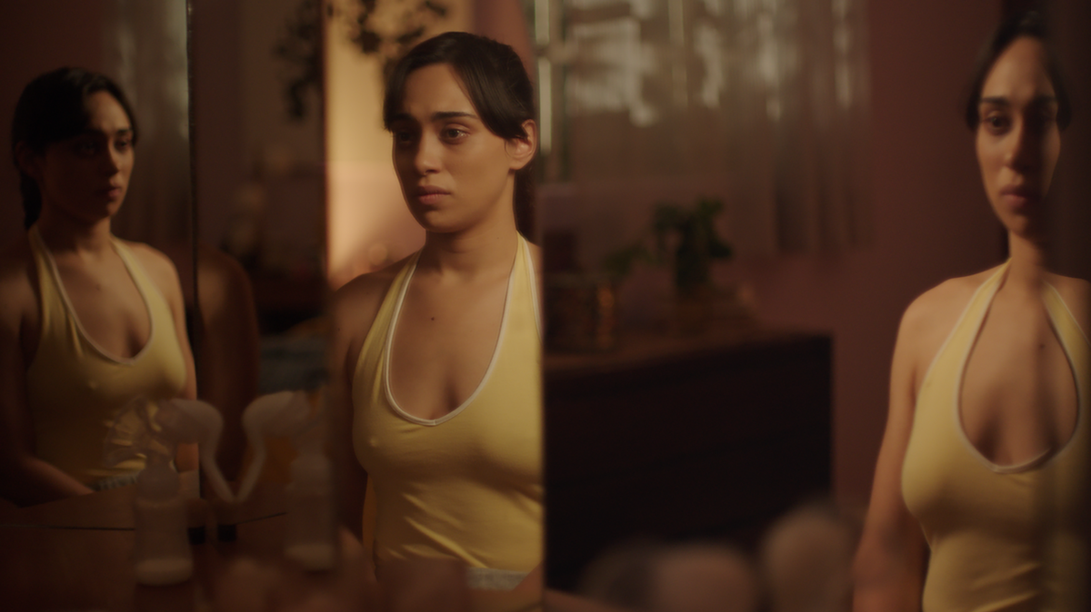La película de terror sobrenatural mexicana ‘Huesera: The Bone Woman’ estuvo llena de más de un reto para la protagonista la actriz Natalia Solián, quien le da vida a Valeria, una joven que espera su primer hijo y es maldecida por una entidad siniestra.