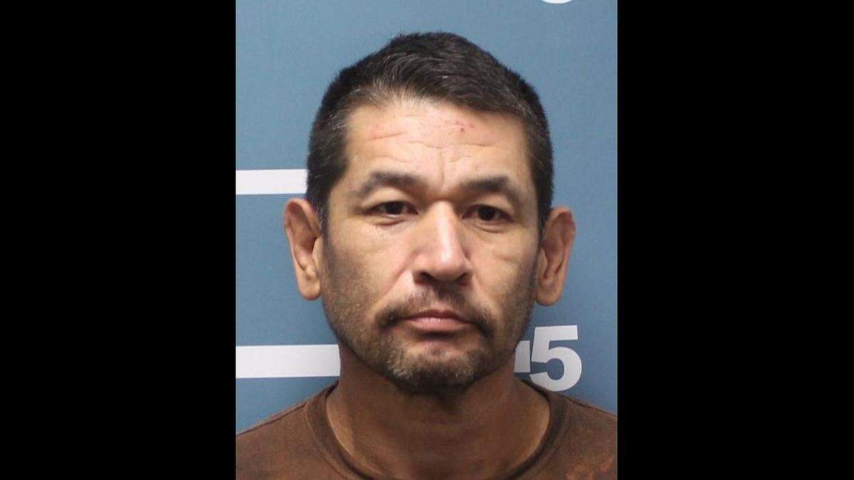 Octaviano Alejandro, 48.