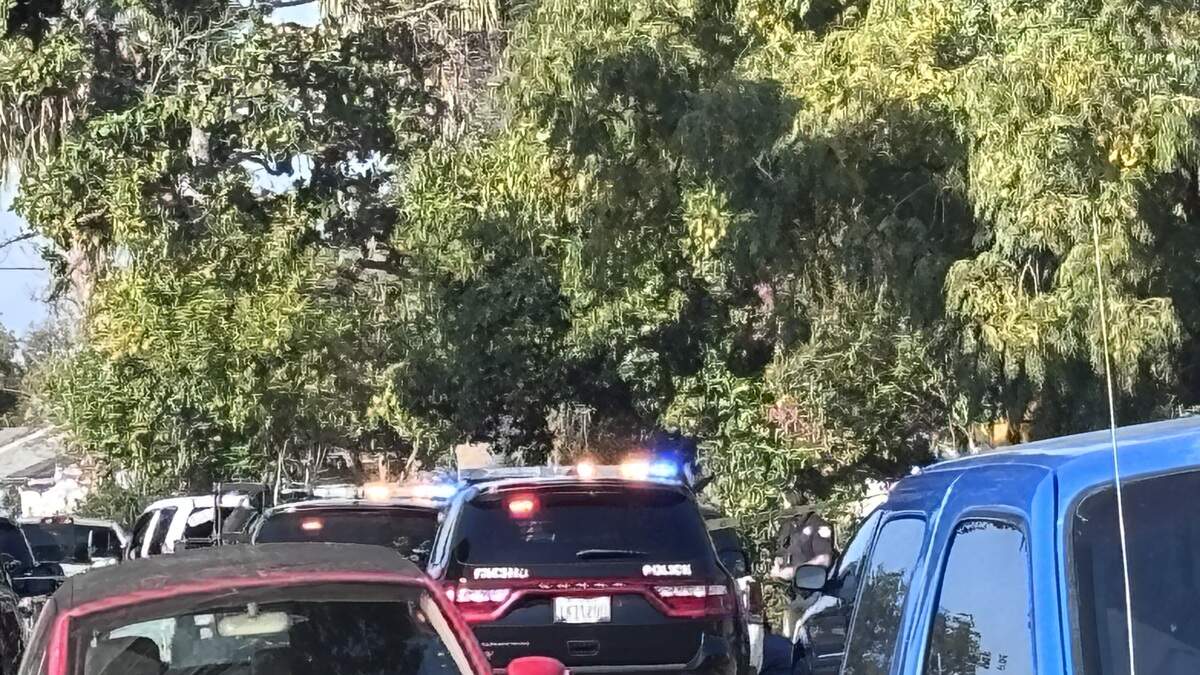 Man hospitalized following stabbing at Jensen/Lotus in Fresno, police say