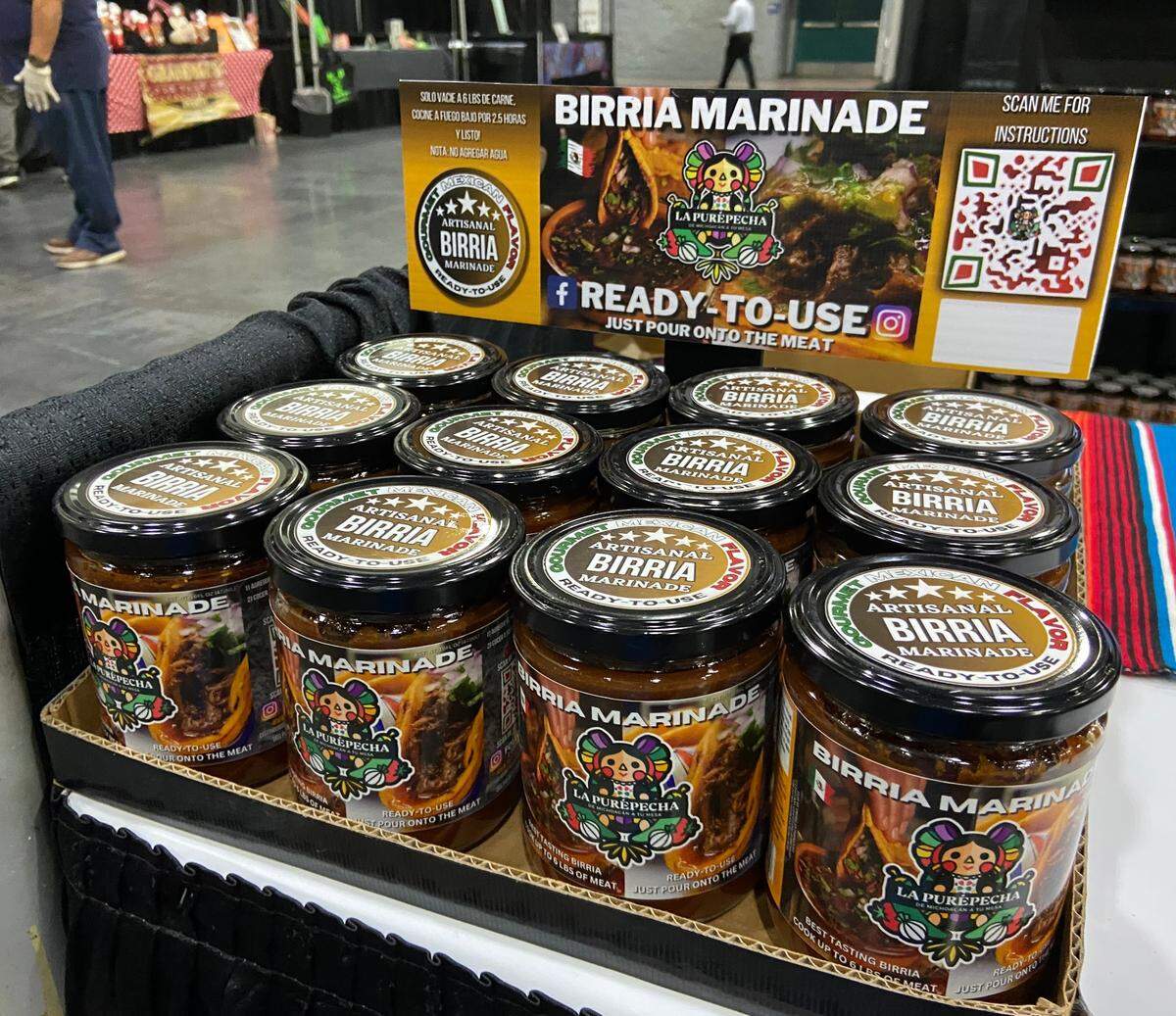 La Purépecha, con sede en Fresno, elabora adobo de birria que se vende en frascos.