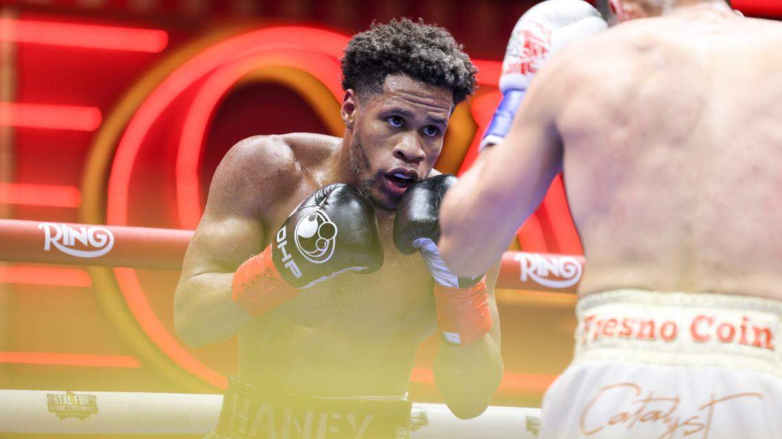 Devin Haney and Jose Ramirez during their fight on The Ring Magazine‘s Fatal Fury Times Square boxing card on May 2, 2025 in New York, New York.