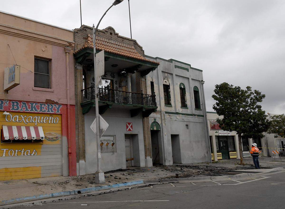 A fire destroyed the roof and guts of a historic building in Fresno’s Chinatown.