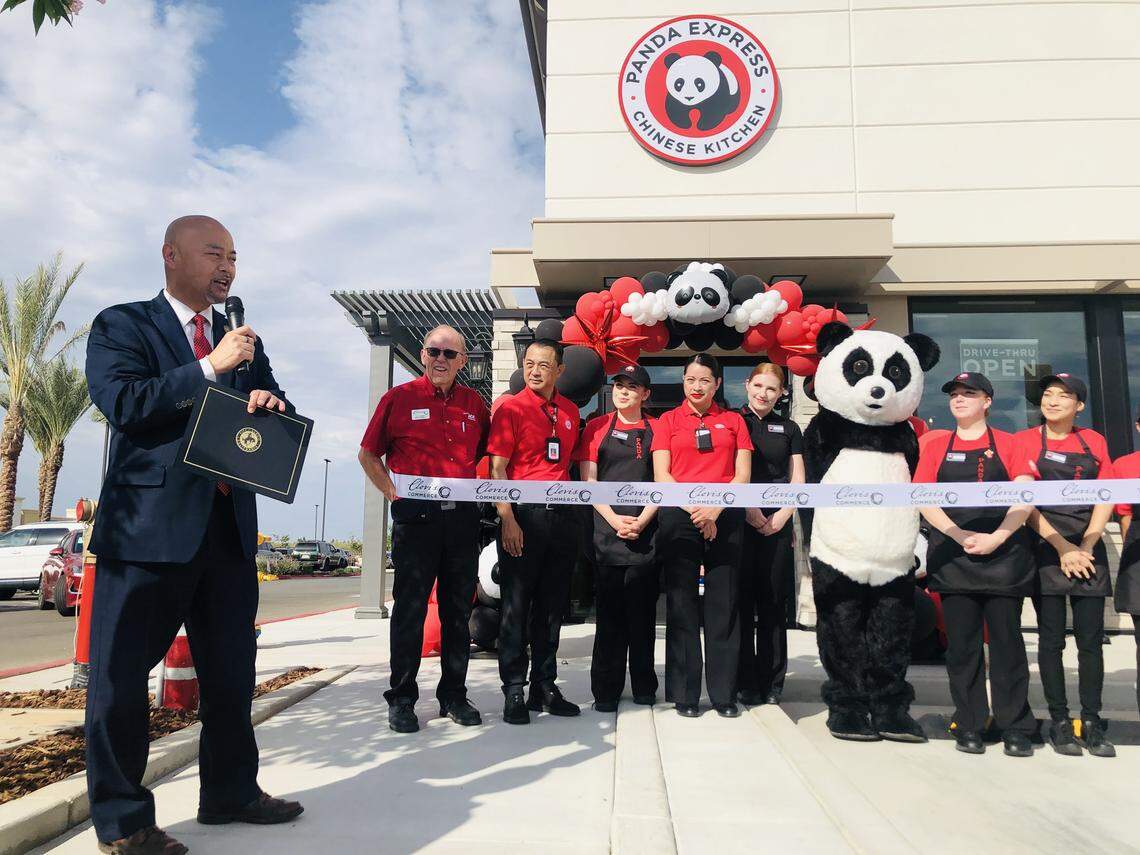 Clovis Mayor Vong Mouanoutoua welcomes members of the newest Panda Express restaurant that’s located in the Loma Vista Marketplace shopping center. The Panda Express held a grand opening Wednesday. The fast casual restaurant features a drive-thru service.