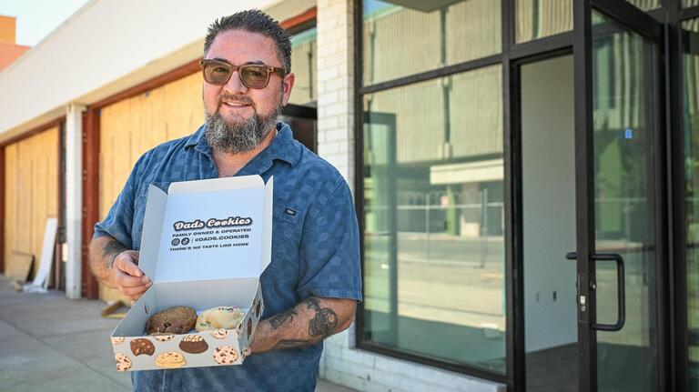 From food truck to storefront, Dad’s Cookies expands into new downtown Fresno home
