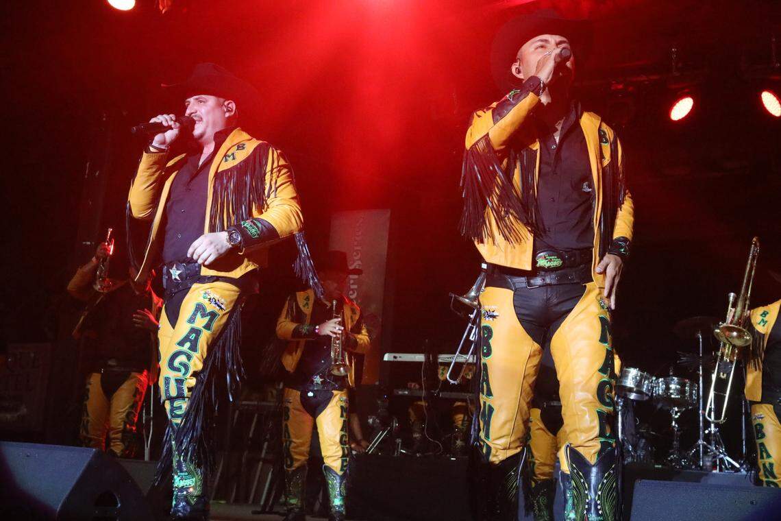 Banda Maguey se presentó en el Paul Paul Theater durante el Festival de la Quebradita en los terrenos de la Gran Feria de Fresno el 8 de octubre del 2023.