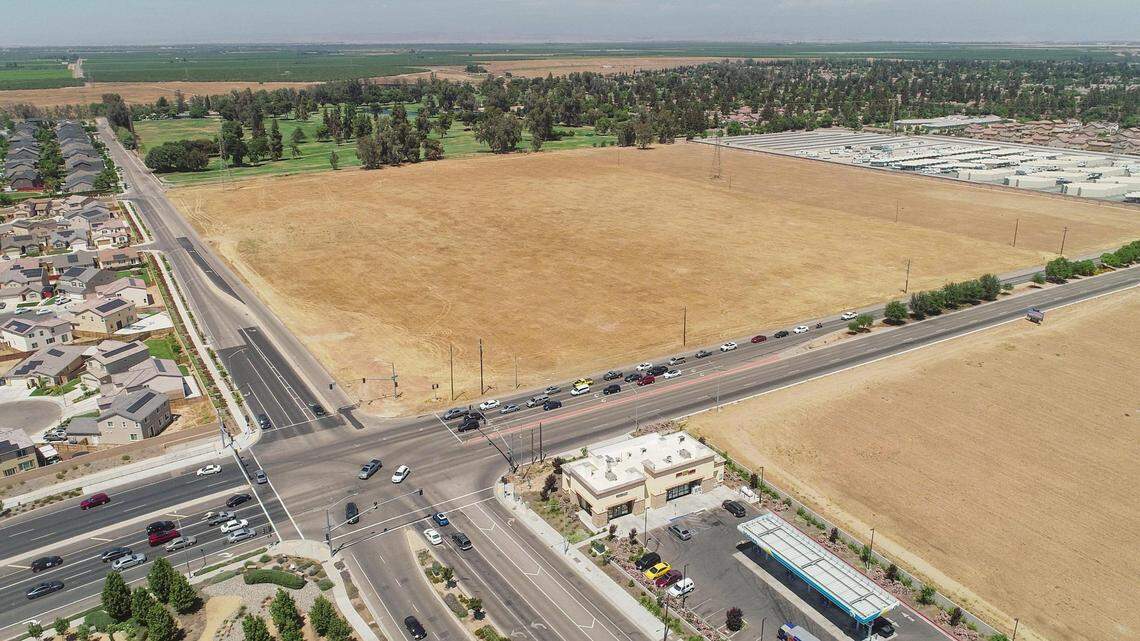 Fresno Costco plans blocked last year return. Has city addressed project’s legal issues?
