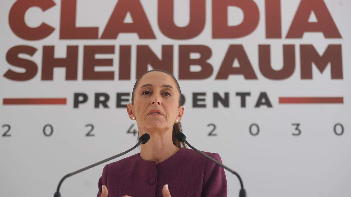 La futura presidenta de México, Claudia Sheinbaum, aseguró este martes que los inversionistas no tienen de qué preocuparse por la reforma al Poder Judicial que impulsa el Gobierno y que permitiría elegir por voto popular a los jueces y a la Suprema Corte.