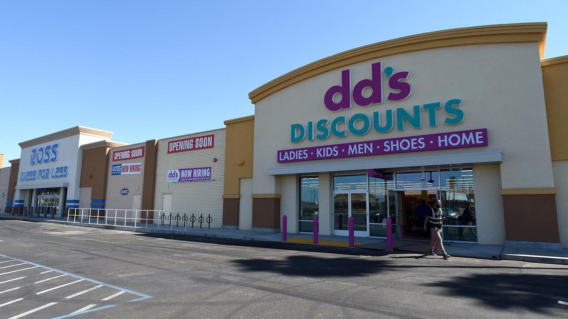 The new dd’s DISCOUNTS, along with Ross Dress For Less, left, in the remodeled former Sears at Manchester Center, Sept. 13, 2021.