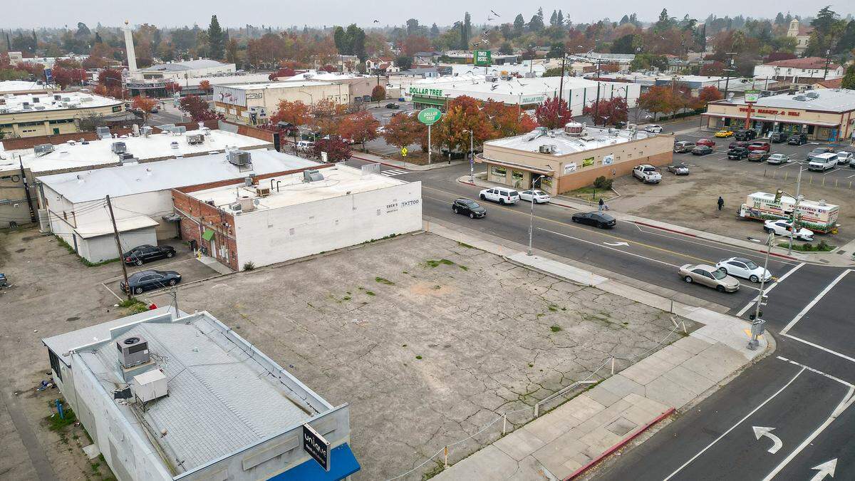 A permit request has been submitted to the city of Fresno to construct an 80-foot communications tower near the southwest corner of Van Ness and Olive in the Tower District.