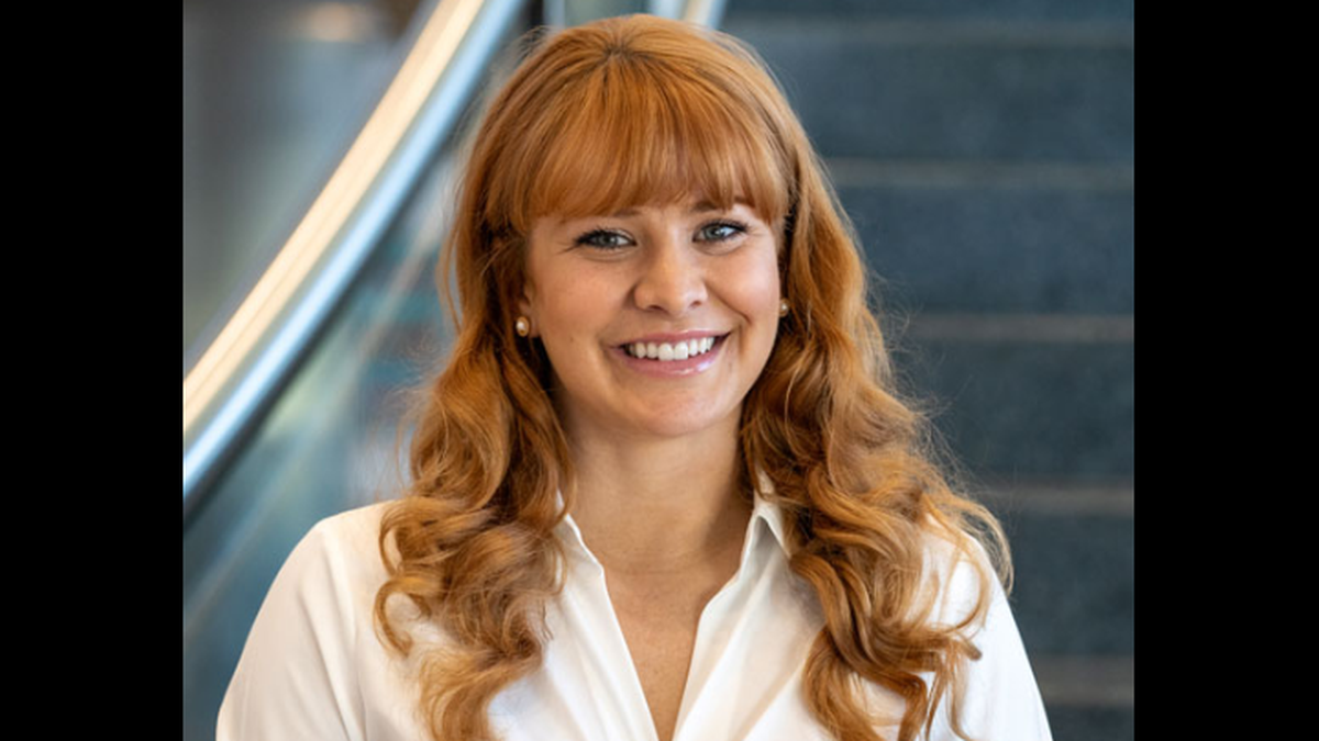 Jordan Sánchez, jefa adjunta de gabinete del alcalde de Fresno Jerry Dyer fue contratada en septiembre de 2023. Fue directora de adquisiciones inmobiliarias de Bitwise y ha participado en los esfuerzos de revitalización del centro de la ciudad a través de negocios personales y otras iniciativas.