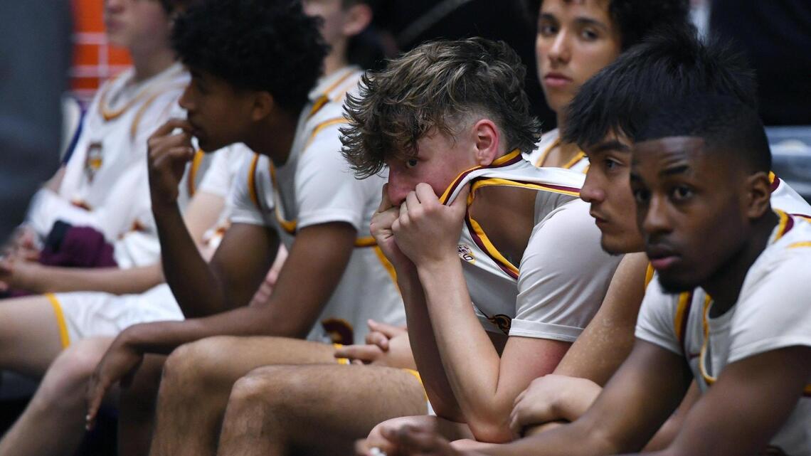 Boys basketball: Clovis West falls flat in championship rematch. Kingsburg prevails in D-III