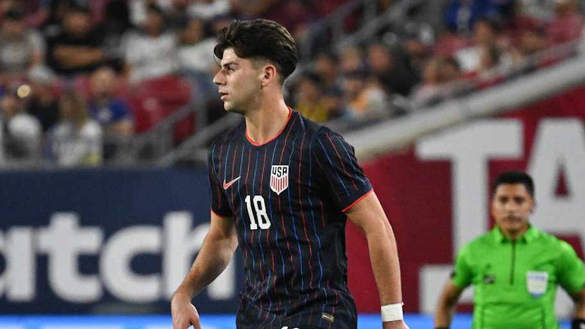 El defensor Max Arfsten, que jugó en 16 de los 18 partidos de Estados Unidos en 2025, ha sido nombrado en la lista de 26 jugadores de EE. UU. para la Copa del Mundo este verano.