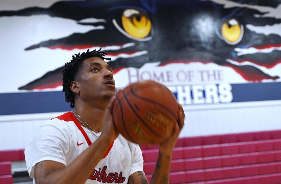 San Joaquin Memorial’s Joseph Hunter is the Bee’s Boys Basketball Player of the year. Photographed Thursday, March 31, 2022 in Fresno.