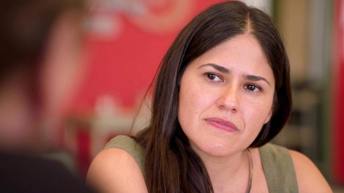 La cineasta estadounidense-mexicana Iliana Sosa estrena este martes ‘God Save Texas: La Frontera’, un documental en el que muestra la fortaleza de los habitantes de El Paso y recupera su historia de inmigración, incluyendo duras fotografías poco conocidas de principios del siglo XX.