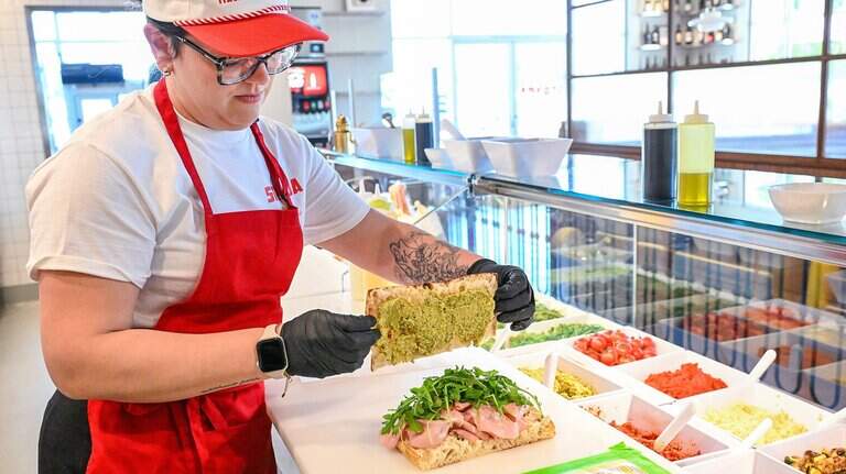 See a top Fresno chef’s new restaurant before it opens. It’s a sandwich shop