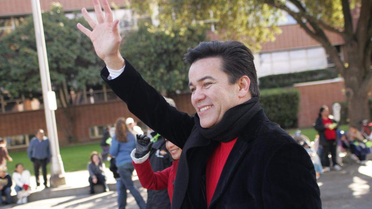 Longtime KMPH Channel 26 news anchor Monty Torres, seen here at the Fresno Holiday Parade in 2008, has begun treatment for lung cancer.