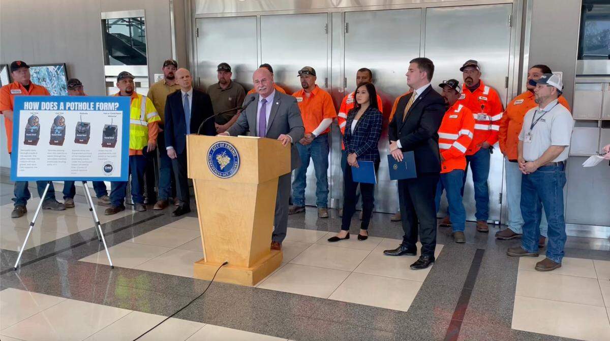 Fresno Mayor Jerry Dyer Thursday praised city workers’ efforts to limit storm damage after a series of atmospheric rivers moved through the Central San Joaquin Valley.