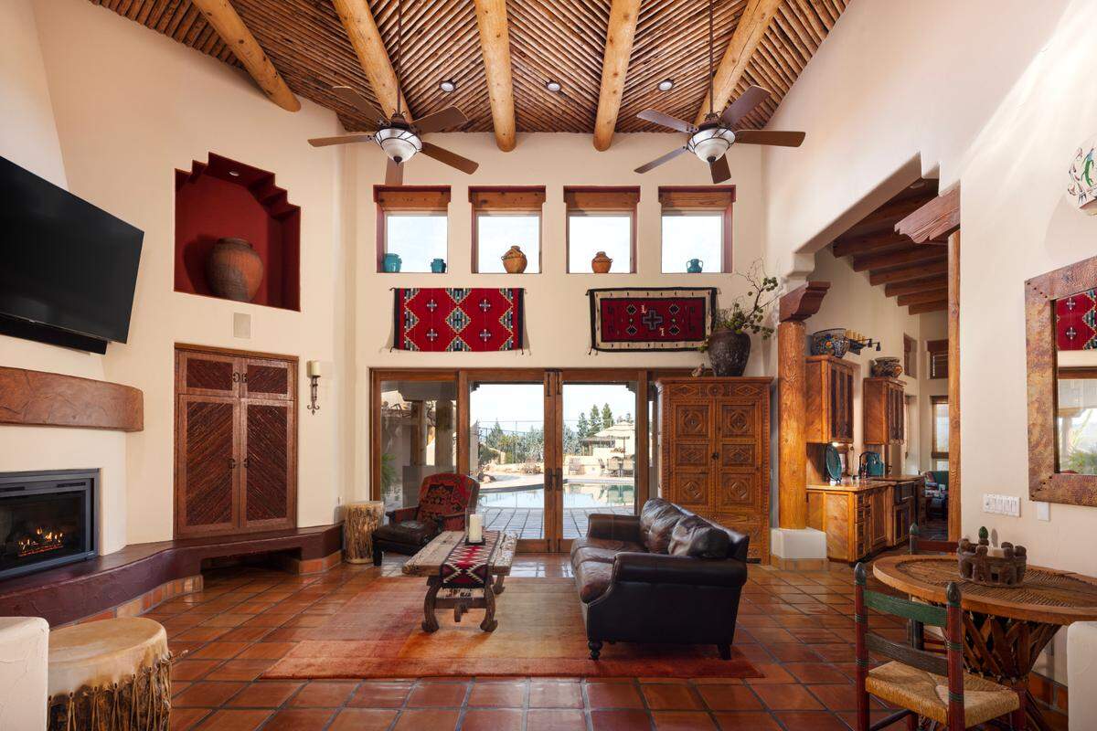 The home at 15516 N. Friant Road spans 6,300 square feet with six bedrooms and six bathrooms.
